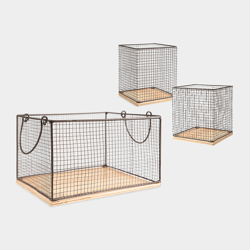 Farmhouse Chicken Wire & Wood Basket - Set of 3<BR>(Filler Not Included)